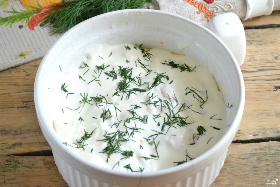 Мясо в духовке со сметаной