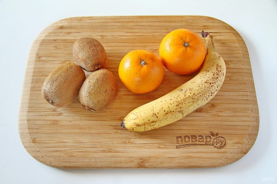 Пальма из фруктов
