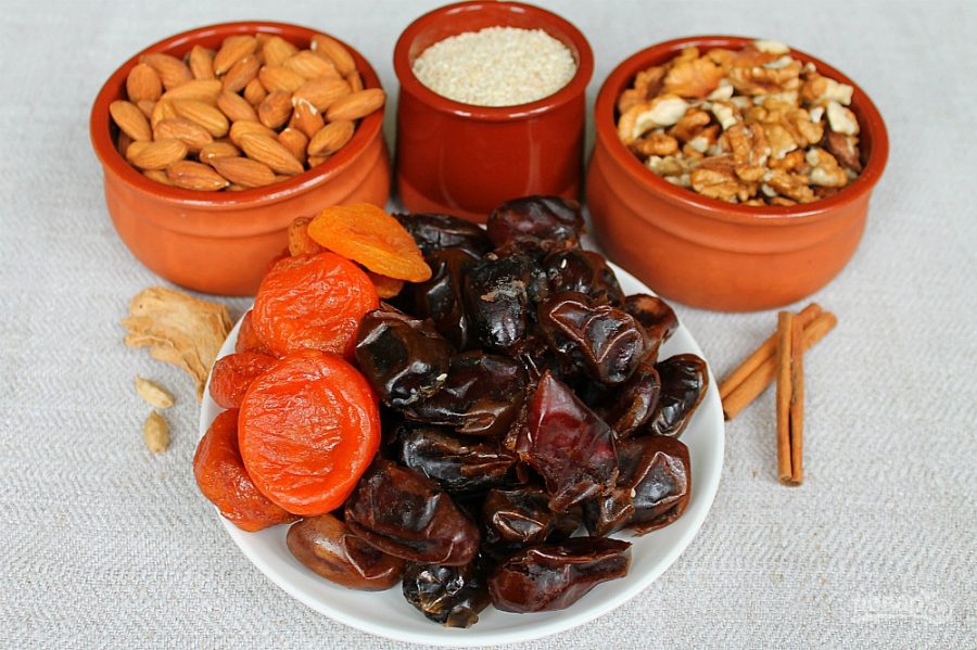 Финиковая колбаска