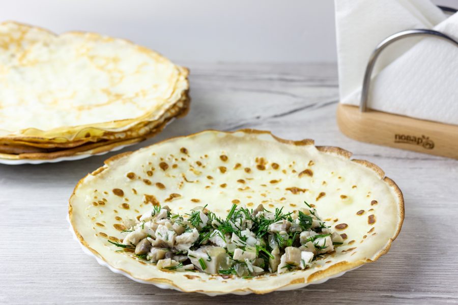 Блинная запеканка с курицей