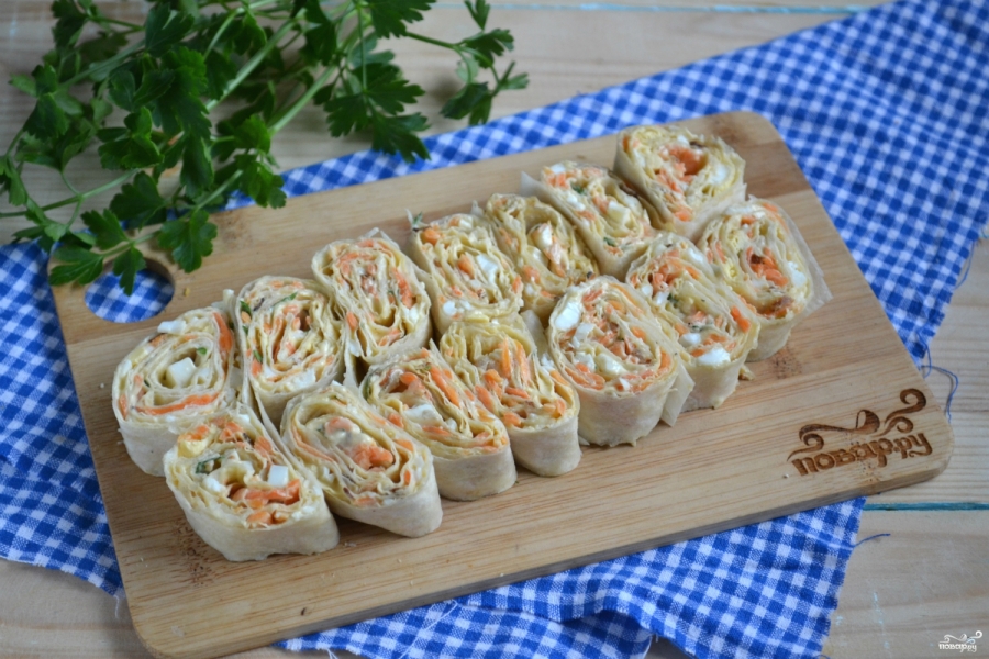 Рулет из лаваша с морковкой