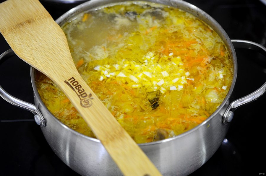 Кислые щи с перловкой