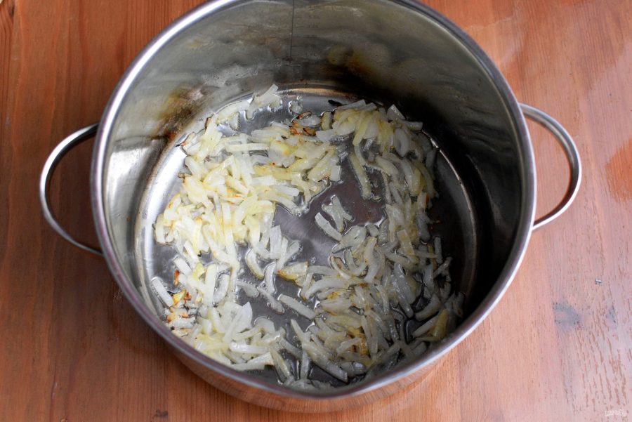 Зимний фасолевый суп с колбасками