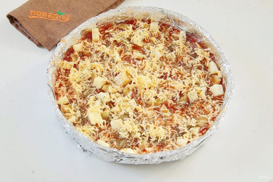 Макароны с мясом под соусом